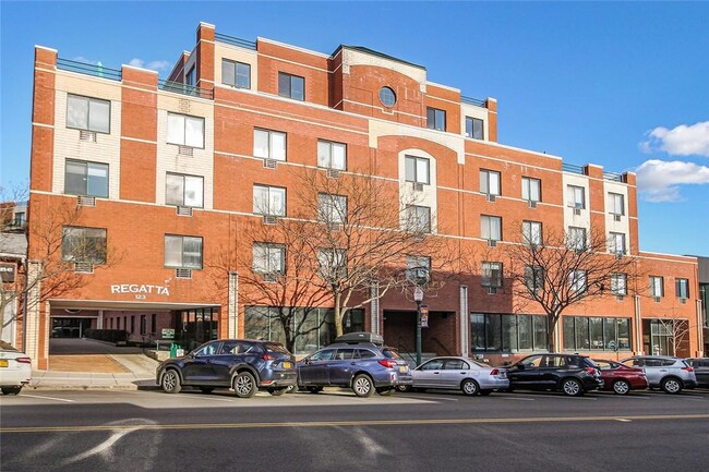 Building Photo - 123 Mamaroneck Ave