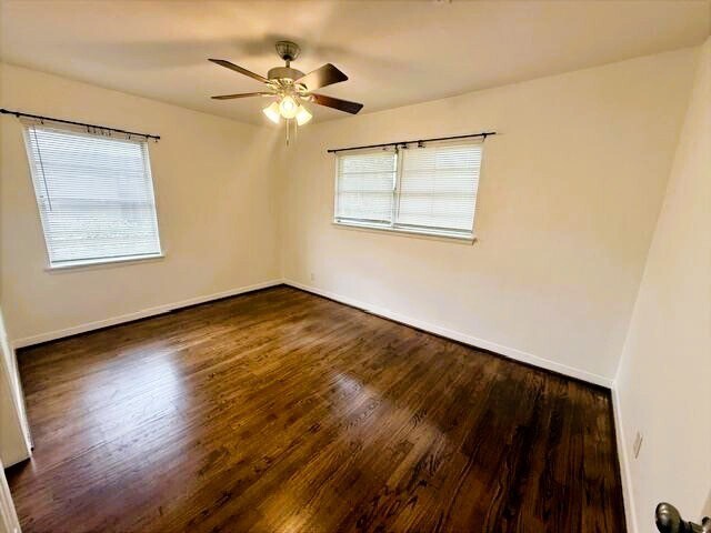 Building Photo - 7406 Janak Dr