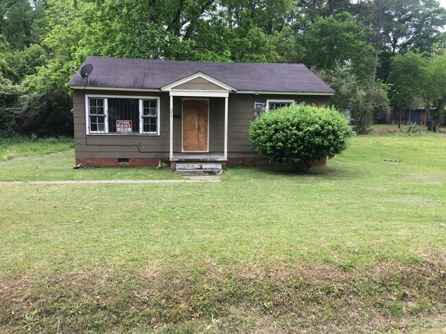 Front - 375 Columbus St