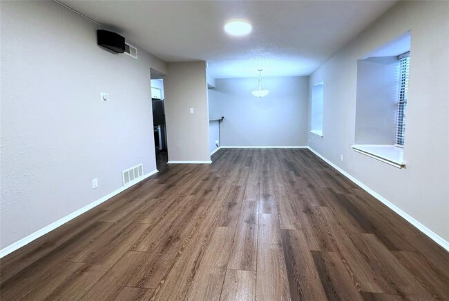 Building Photo - 7801 Shoal Creek Blvd
