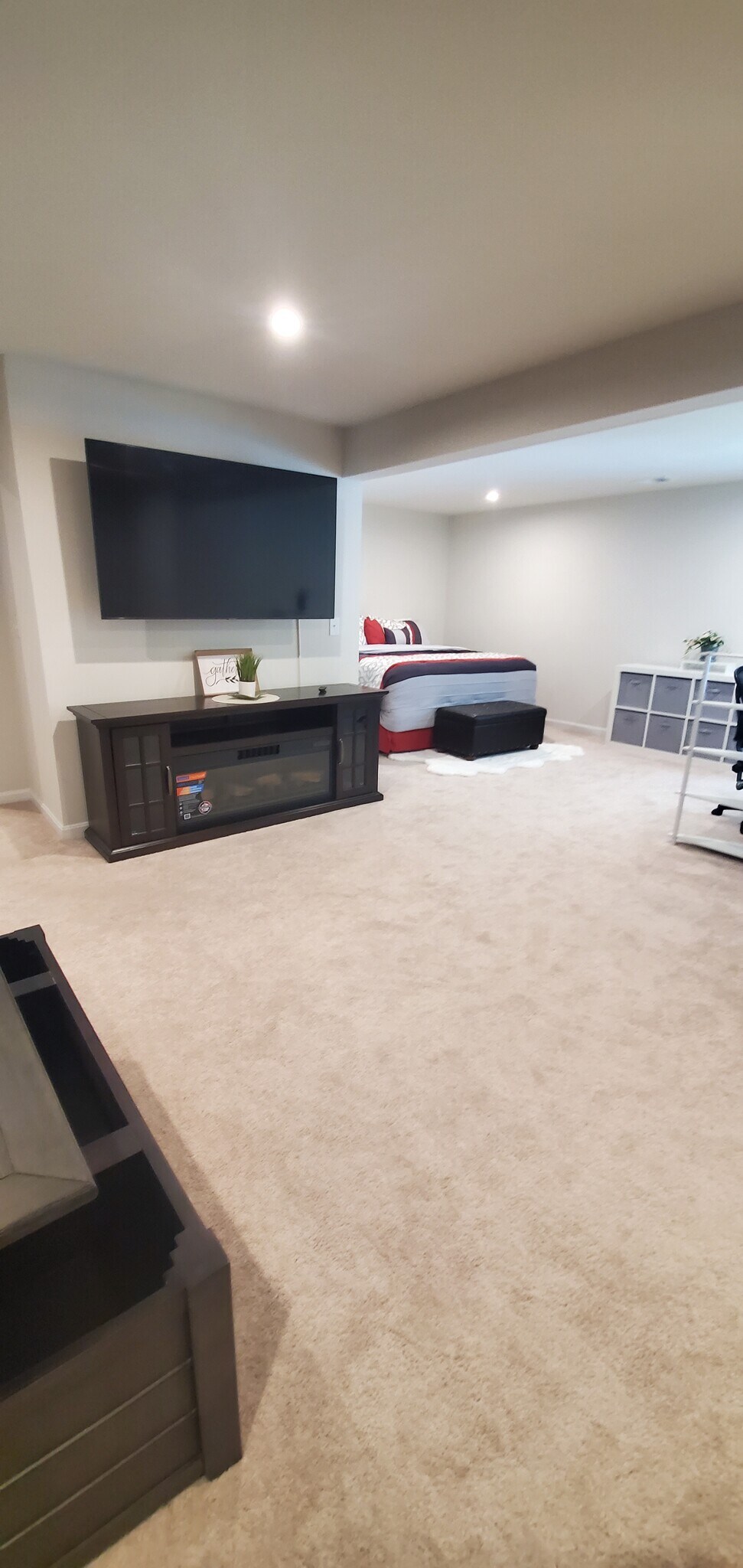 Master Suite and King Size Bed - 225 Brafferton Blvd