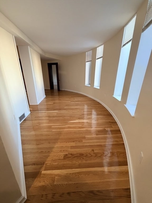 Building Photo - 18 Bow St