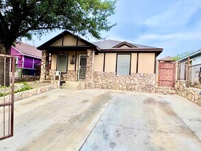 Building Photo - 321 Ocean Dr