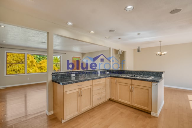 Building Photo - 27827 SW Grahams Ferry Rd