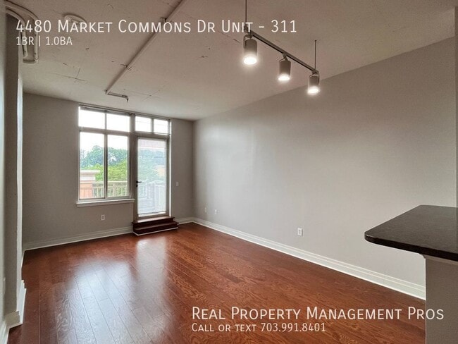 Building Photo - 4480 Market Commons Dr