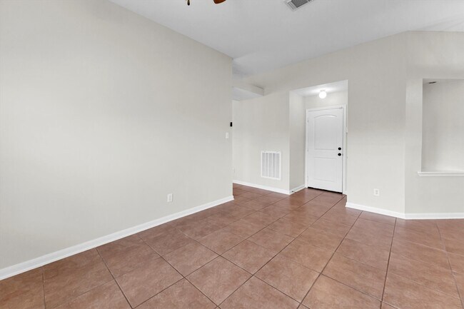Building Photo - 2722 Bronze Loquate Ct