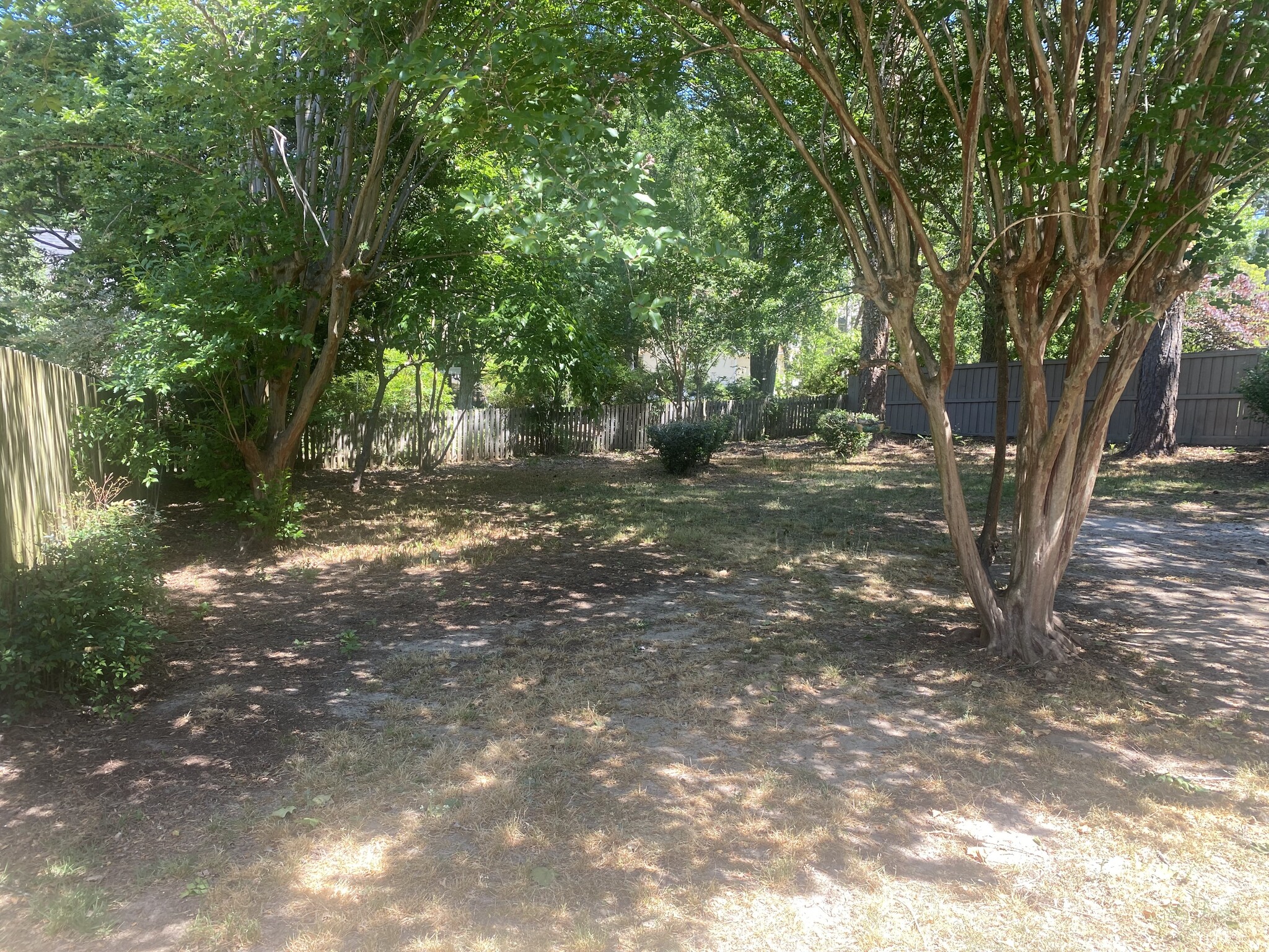 Building Photo - 114 Riviera Rd