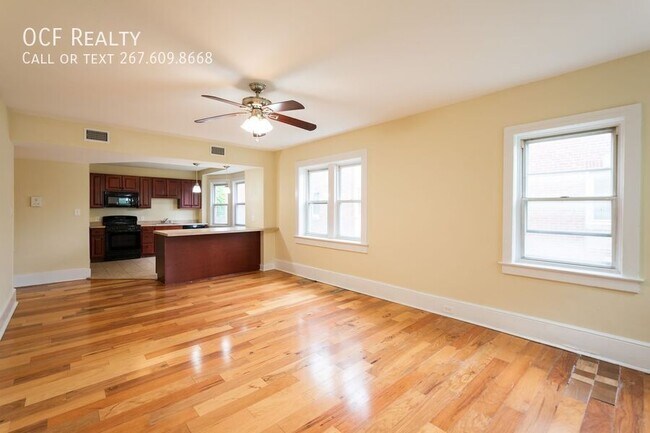 Primary Photo - 2248 Bryn Mawr Ave