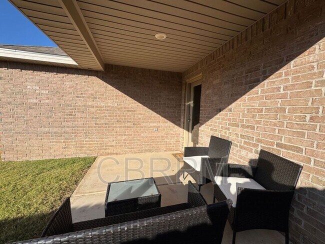 Building Photo - 3108 Urbana Ave