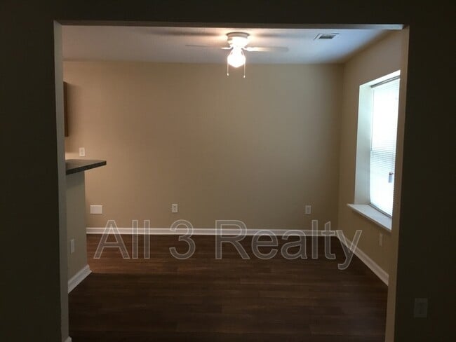 Building Photo - 4132 Ravenwood Ct