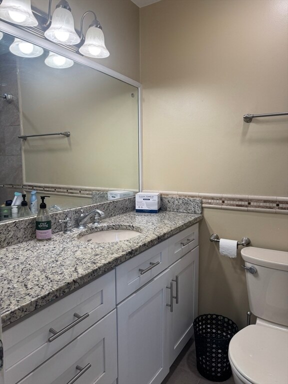 Building Photo - 909 Pleasant St