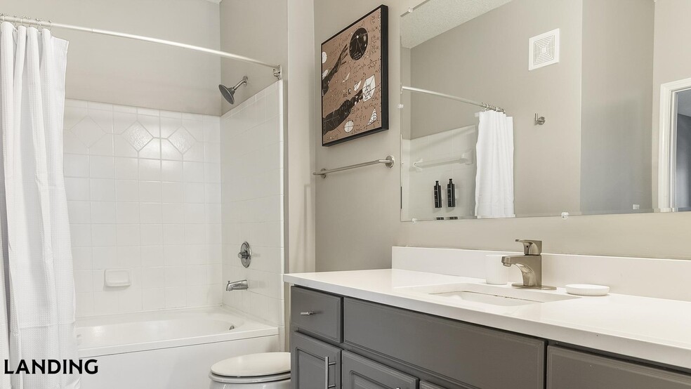 Building Photo - 100 Peyton Pl SW