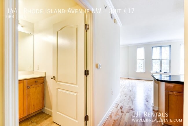 Building Photo - 1441 Rhode Island Ave NW