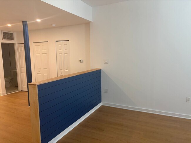 Building Photo - Welcome to Urban Elegance in the Heart of Historic Old City, Philadelphia.