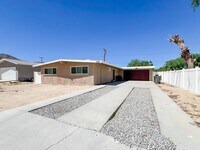 Building Photo - 2 Bedroom in 29 Palms