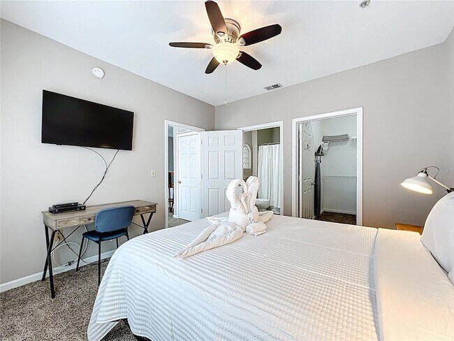 Building Photo - 10764 70th Ave