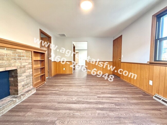 Building Photo - 3 Bedroom House