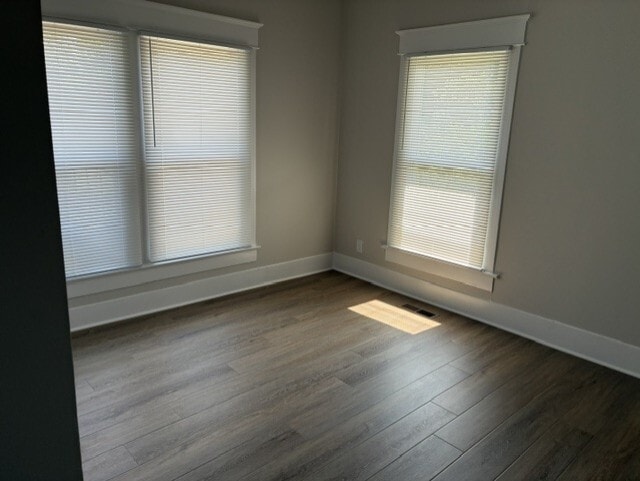 Building Photo - 216 4th Ave