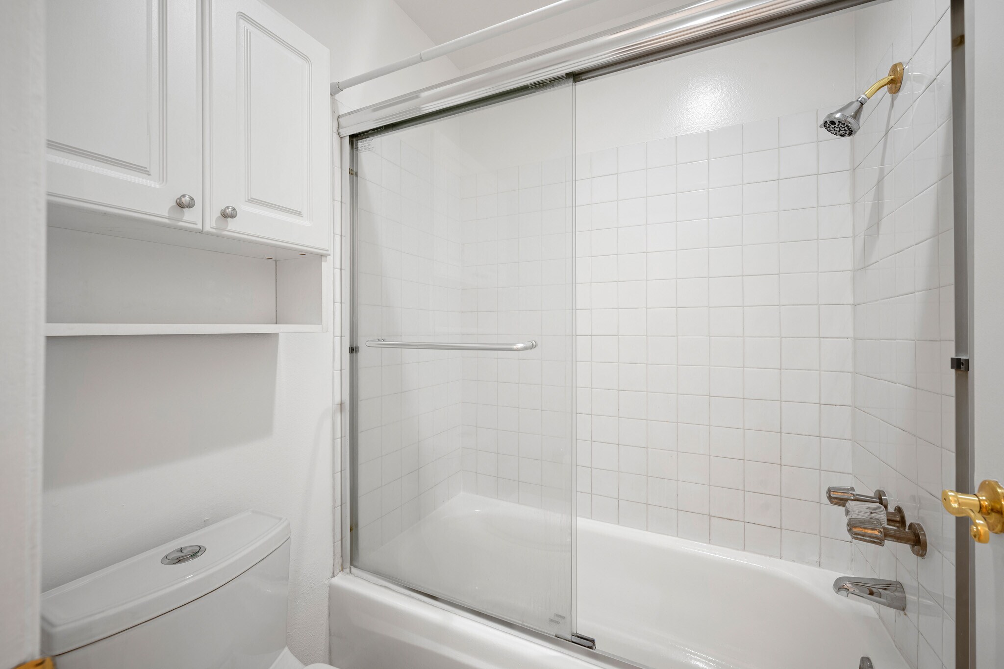 Building Photo - 409 Burchett St