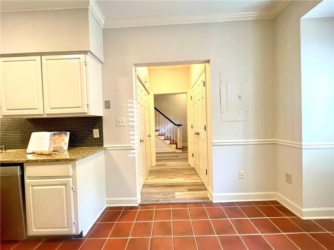 Building Photo - 1160 Old Windsor Pkwy