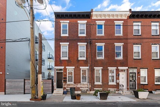 Building Photo - 1608 Swain St