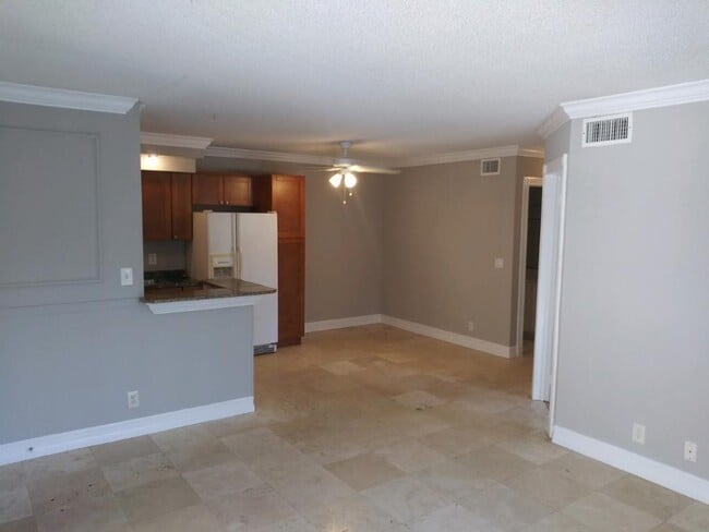 Building Photo - 522 Trace Cir