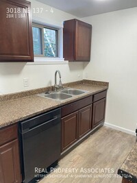 Building Photo - 3018 NE 137-4