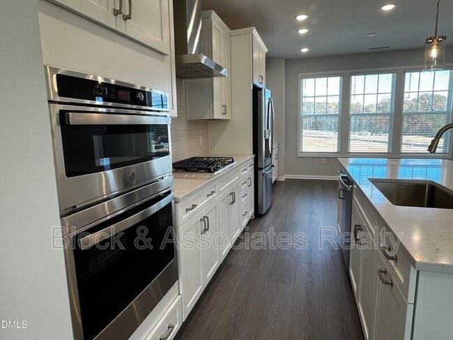 Building Photo - 2819 Carbondale Ct