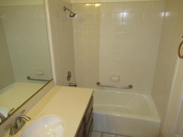 Building Photo - 4052 Aeolia Way