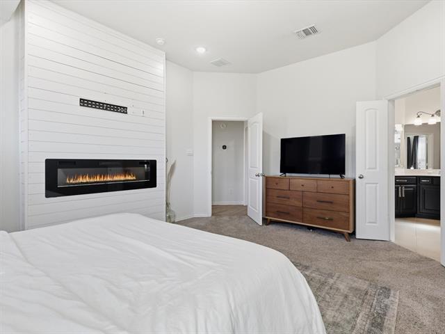 Building Photo - 1013 Wildwood Dr