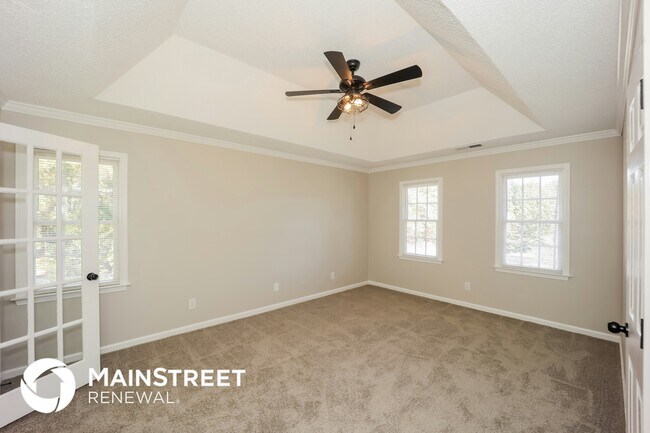 Building Photo - 105 Redspire Ln