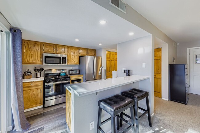 Building Photo - Lovely Studio Apartment in Westminster