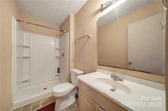 Building Photo - 6323 Coach Hill Ln