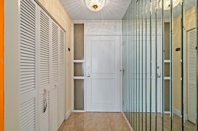 Building Photo - 5380 N Ocean Dr