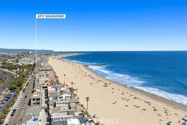 Building Photo - 6111 Seashore Dr