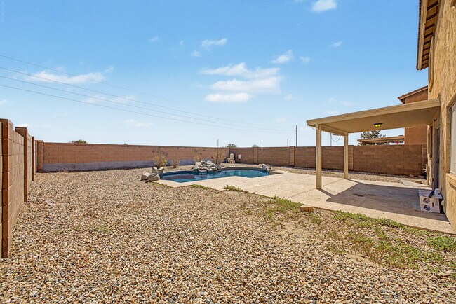 Building Photo - 25683 W Satellite Ln