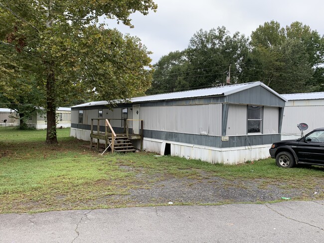 Primary Photo - 2613 E Coffelt Rd