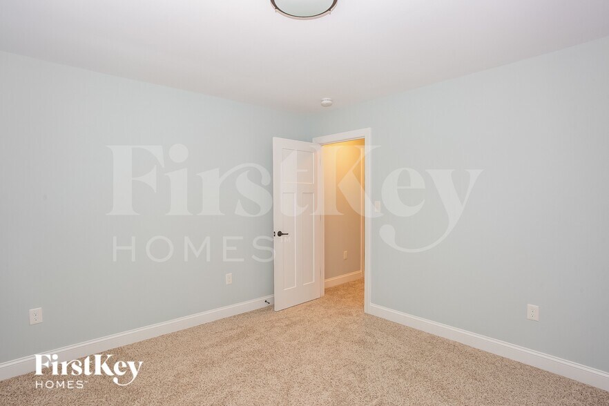 Building Photo - 4819 Ardenwoods Dr