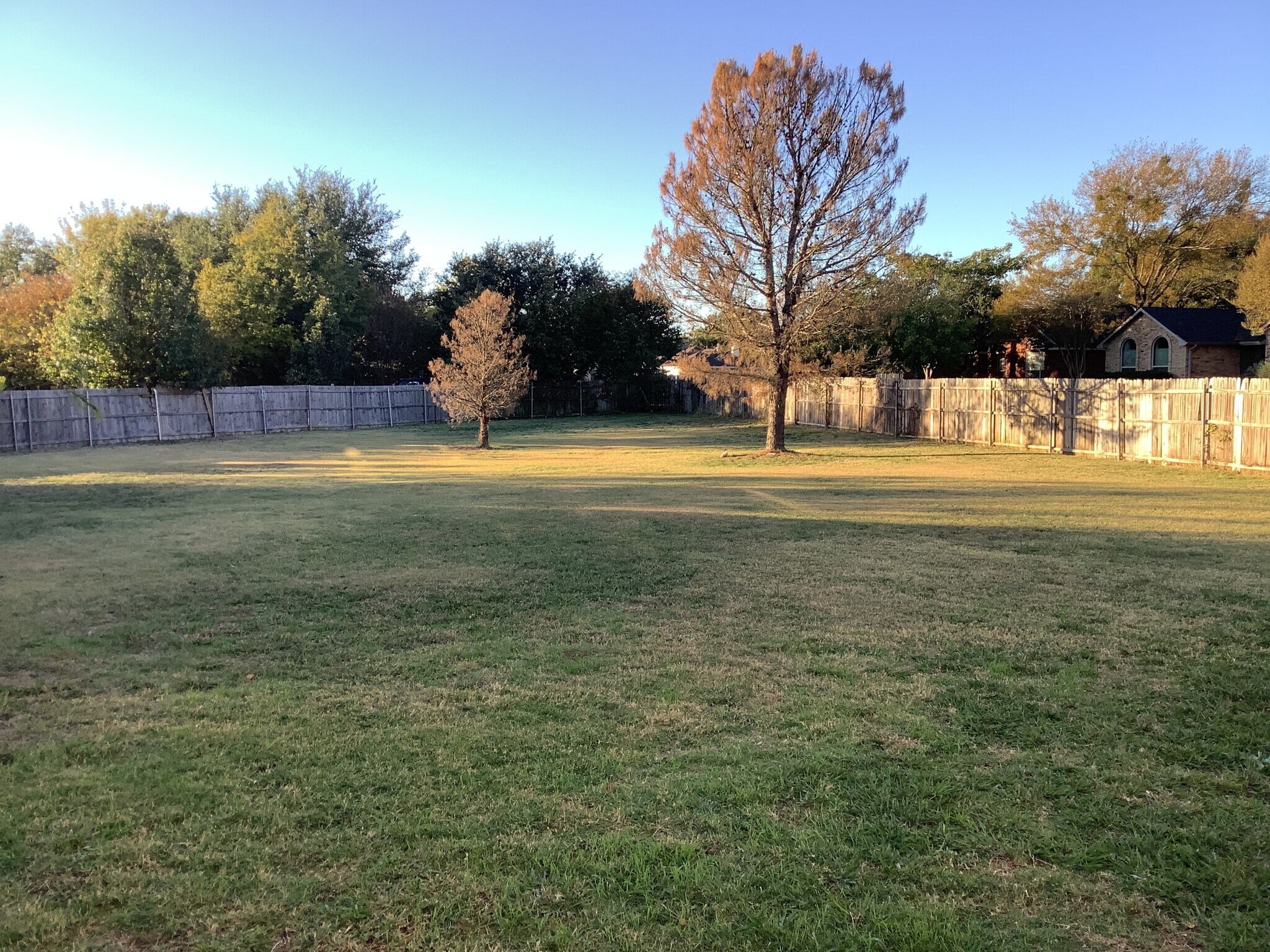 Building Photo - 1213 Calvert Dr