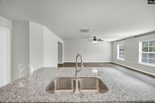 Building Photo - 942 Cornwallis Wy