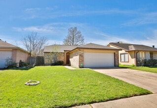 Building Photo - 19319 Cypress River Dr