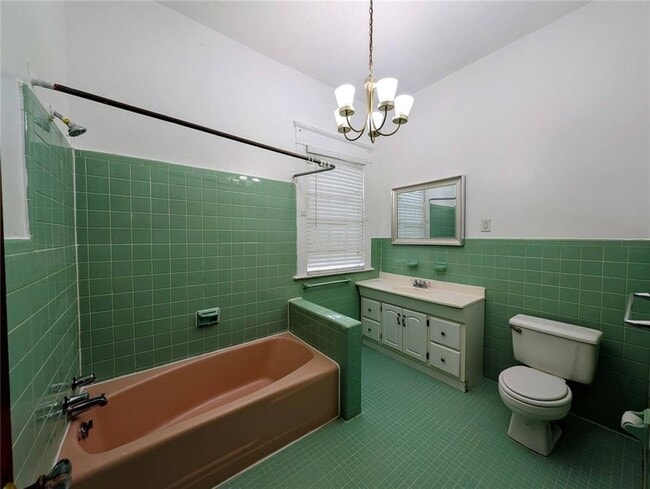 Building Photo - 517 East Ave