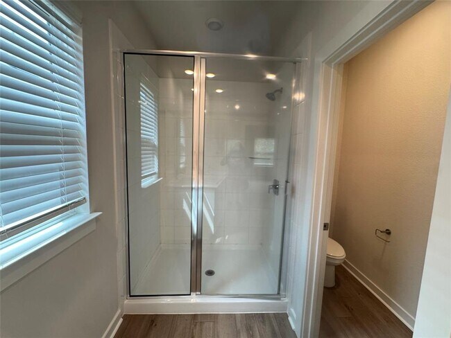Building Photo - 108 Sorghum Dr