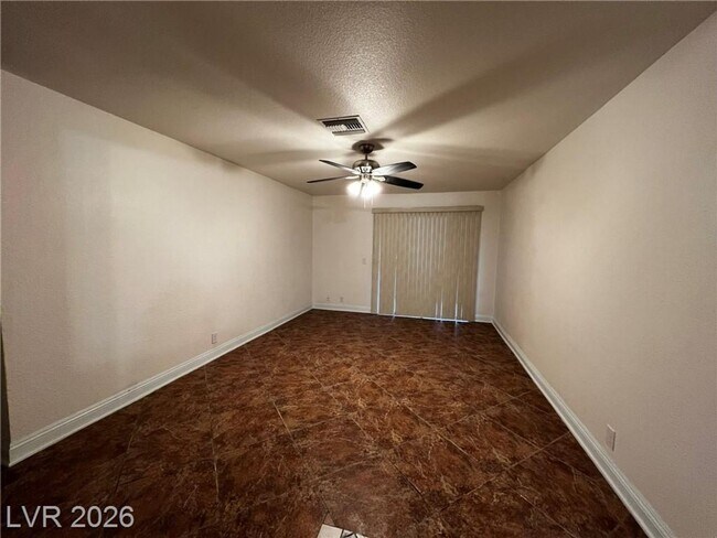 Building Photo - 3151 N Soaring Gulls Dr