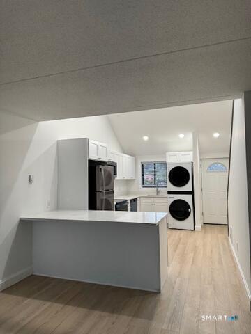 Building Photo - 38 Putnam Green