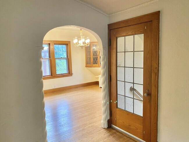 Building Photo - 2848 N 70th St