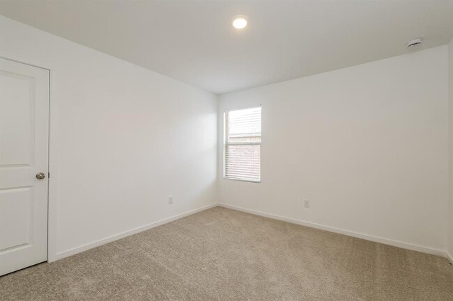 Building Photo - 9600 NW 125th St