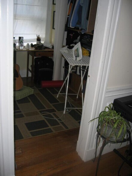 Building Photo - 90 Beechcroft St