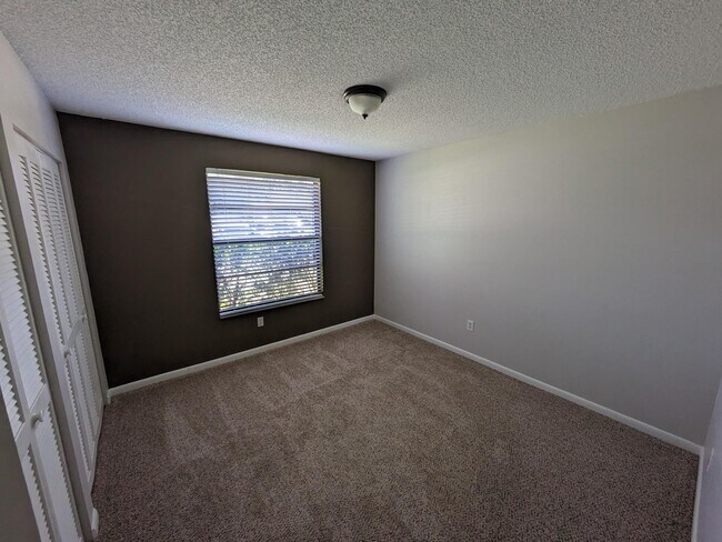 Building Photo - 4635 Longbow Dr