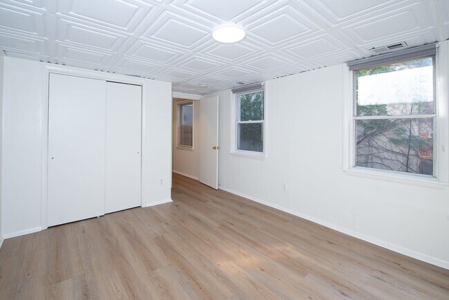 Building Photo - 455 Fairmount Ave